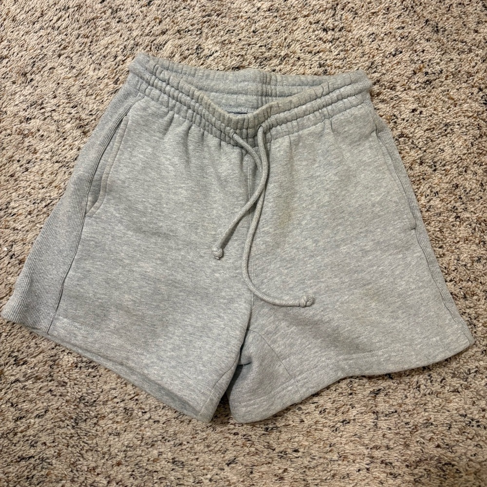 Aritzia CozyAF Tna Sweatshorts